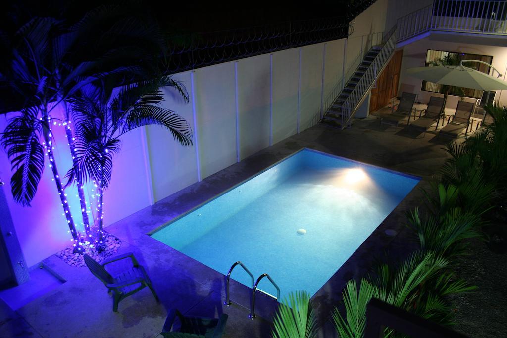 Tuanis Aparthotel Jacó Стая снимка