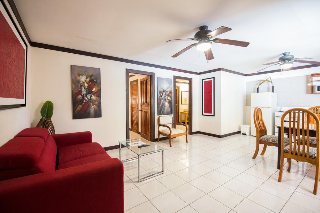 Tuanis Aparthotel Jacó Екстериор снимка