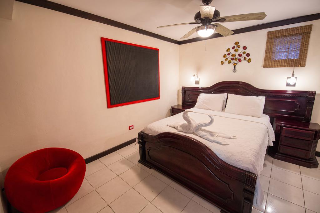 Tuanis Aparthotel Jacó Екстериор снимка