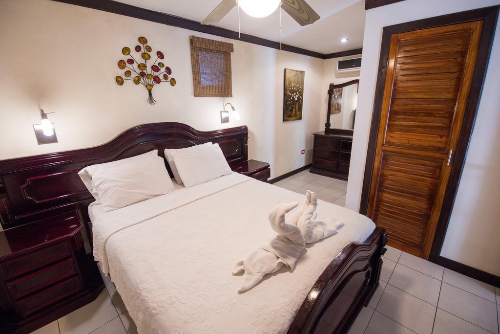 Tuanis Aparthotel Jacó Екстериор снимка
