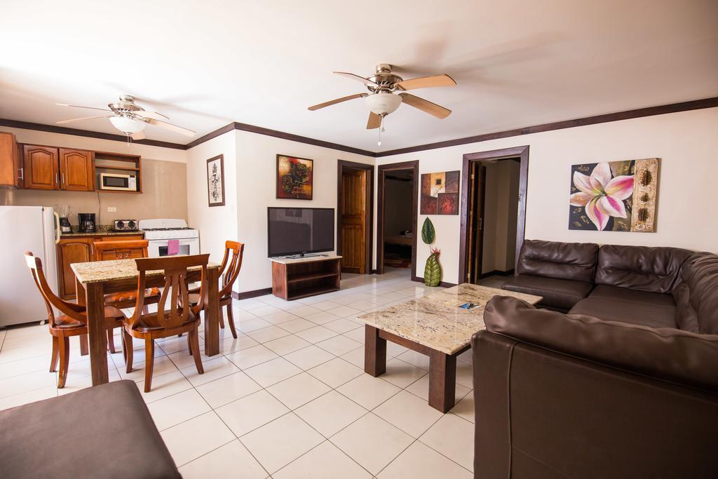 Tuanis Aparthotel Jacó Екстериор снимка